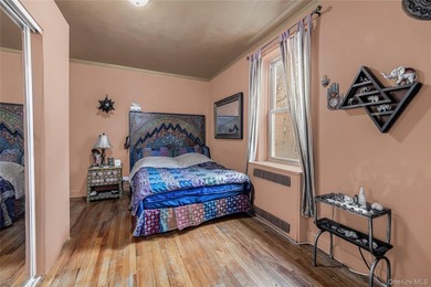 Step into this well designed 1 bed, 1 bath home with hardwood - photo 11