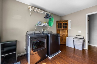Adorable 2-3 bedroom ranch nestled in an established Greece - photo 19