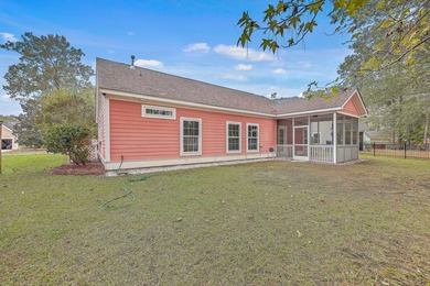 Immaculate, move-in-ready 1-story open-plan home with 2-car - photo 25