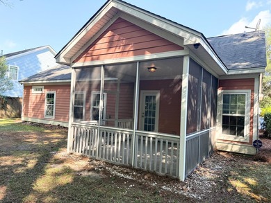 Immaculate, move-in-ready 1-story open-plan home with 2-car - photo 26