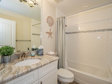 Welcome to this waterfront single-story residence in Coral Cove - photo 27
