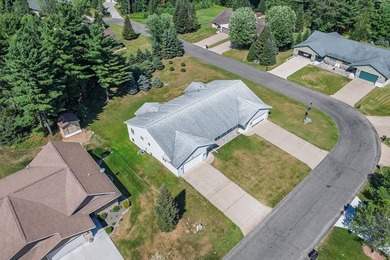 Welcome home to this 3 bedroom/3 bath home near the golf course - photo 37