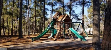 Just in time for summer! Dive into lakeside luxury at its finest - photo 50
