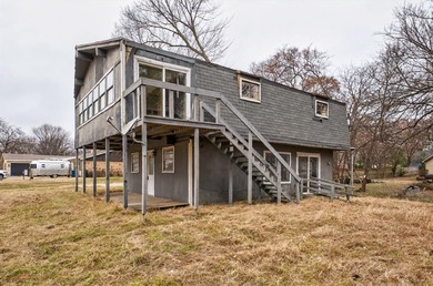 Cedar Creek Lake Home For Sale in Gun Barrel City Texas