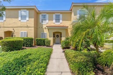 Lake Townhome/Townhouse Sale Pending in Kissimmee, Florida
