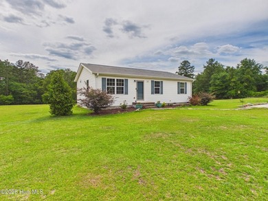 Welcome to this charming 3-bedroom, 2-bath home nestled on 2.5 - photo 3