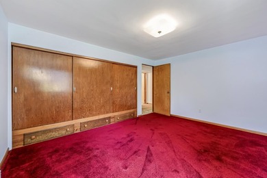 Built in 1955 and loved by the same family, this charming - photo 20
