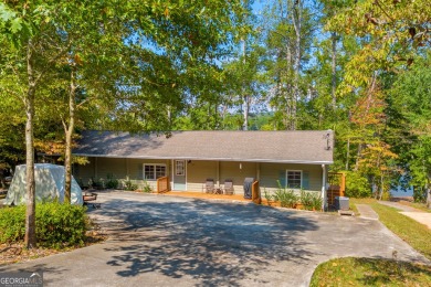 Lake Home For Sale in Toccoa, Georgia