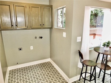 Live in the heart of Belmont Heights and own a piece of history - photo 11