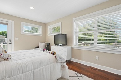 Lake Life at its Finest! This exceptional 3-story waterfront - photo 27
