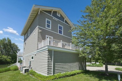 Lake Life at its Finest! This exceptional 3-story waterfront - photo 40