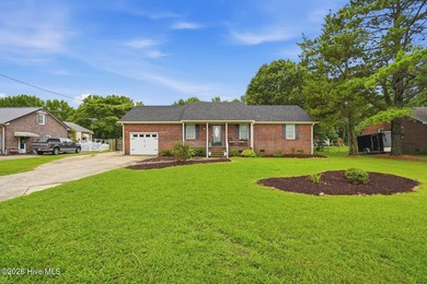 Welcome home to this beautifully maintained ranch offering the - photo 3