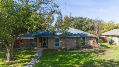 Lake Home For Sale in Hickory Creek, Texas