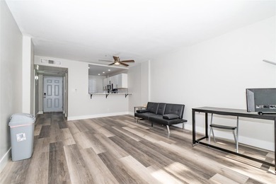 Top floor, corner unit with great water views and sunsets - photo 13