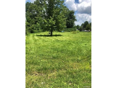 Lake Saint Clair Lot Active Under Contract in New Baltimore Michigan