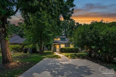 Charming 1 bedroom, 1 bath townhome offering 643 square feet of - photo 4
