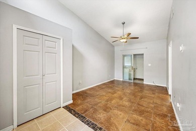 Charming 1 bedroom, 1 bath townhome offering 643 square feet of - photo 5