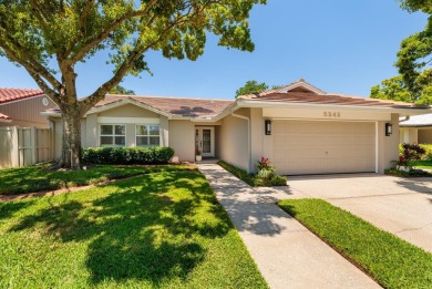Lake Home For Sale in St. Petersburg, Florida