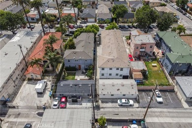 Priced to sell! This well-performing 10-unit building is located - photo 13