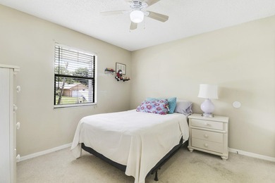Discover this charming 2Bd, 2Ba Single Family home. Centrally - photo 15