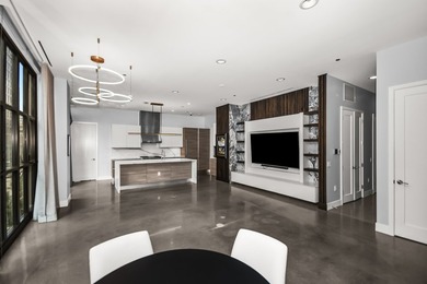 Luxury without compromise. Welcome to Residence 301 at 900 West - photo 8