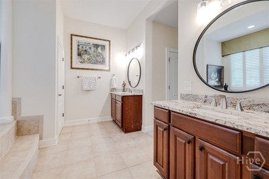 Unparalleled custom finishes, spacious rooms and an open concept - photo 19