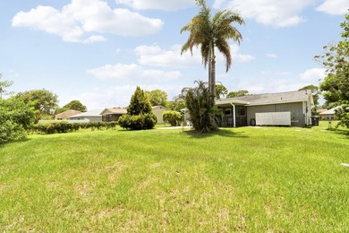 Discover this charming 2Bd, 2Ba Single Family home. Centrally - photo 22