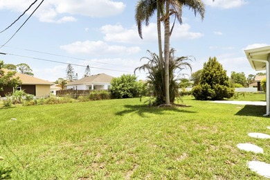 Discover this charming 2Bd, 2Ba Single Family home. Centrally - photo 23