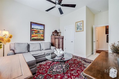 Unparalleled custom finishes, spacious rooms and an open concept - photo 25