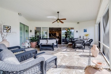 Unparalleled custom finishes, spacious rooms and an open concept - photo 34