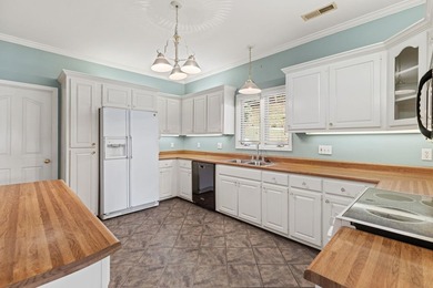 Beautiful waterfront property located in Trousdale slough - photo 21