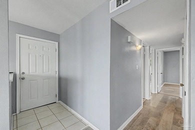 Beautiful 2 bedroom, 2 bath waterfront condo in Gulf Breeze - photo 4