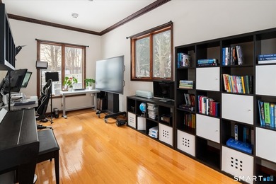 Set in Westport's sought-after Hunt Club neighborhood, this - photo 6