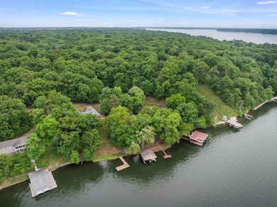 Beautiful waterfront property located in Trousdale slough - photo 49