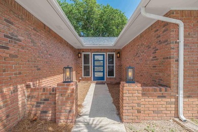 Welcome to 701 Southern Court, a beautifully situated home in - photo 5