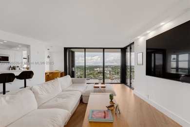 Stunning, fully renovated 2-bedroom, 2-bathroom apartment. This - photo 3