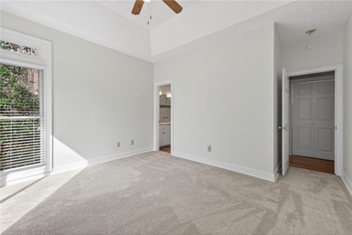 WELCOME to your new LAKE HARTWELL home! This beautiful home has - photo 16