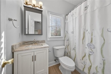 WELCOME to your new LAKE HARTWELL home! This beautiful home has - photo 22