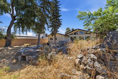 Recently updated and full of character, this beautiful home - photo 27