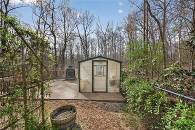WELCOME to your new LAKE HARTWELL home! This beautiful home has - photo 28