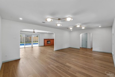 A rare find in the heart of East Hill! Situated on a triple - photo 8