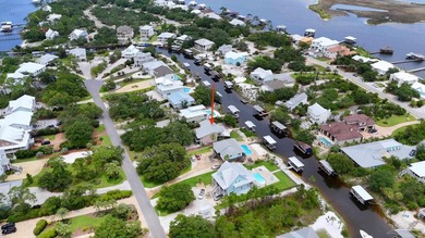 This warm and welcoming Ono Island waterfront home in Orange - photo 6