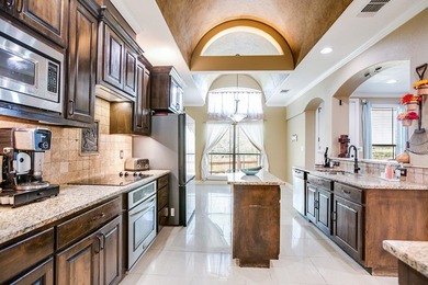 Step into this stunning 4-bedroom, 2-bathroom home with over 2 - photo 16