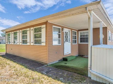 This sought-after Lakeview model is ready and waiting for its - photo 24