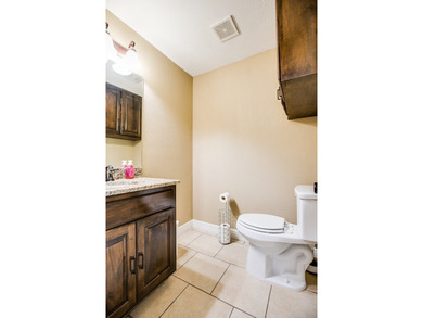 Step into this stunning 4-bedroom, 2-bathroom home with over 2 - photo 30