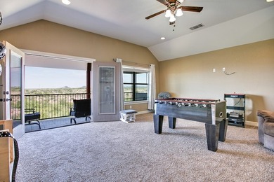 Step into this stunning 4-bedroom, 2-bathroom home with over 2 - photo 32