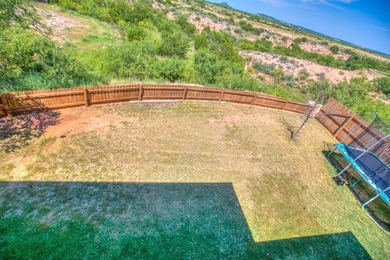 Step into this stunning 4-bedroom, 2-bathroom home with over 2 - photo 36