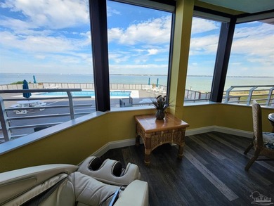 Enjoy both the Pensacola Bay and the Gulf of Mexico when you - photo 1