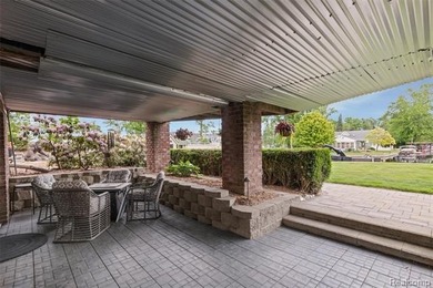 Situated in one of the most coveted waterfront settings on the - photo 48