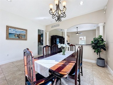 Experience spacious Florida living in this CUSTOM-BUILT ESTATE - photo 6